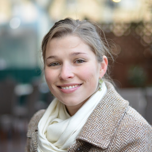 Suzanne Evans Photo 10