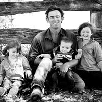 Richard Holcombe Photo 38