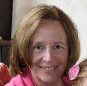Mary Richards Photo 19