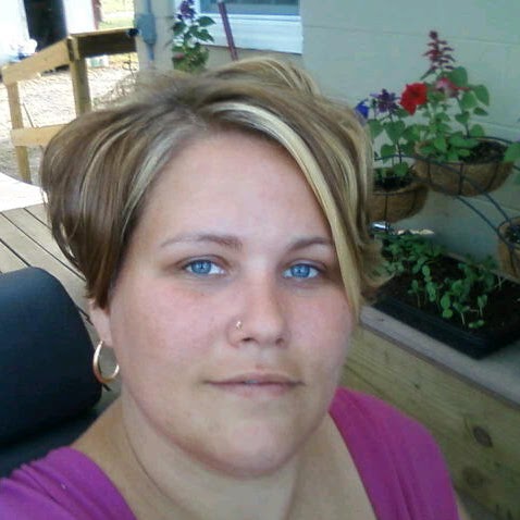 Donna Lowe Photo 16
