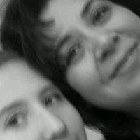 Anna Chavez Photo 34