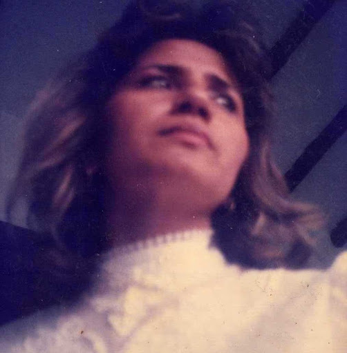 Elizabeth Bermudez Photo 33