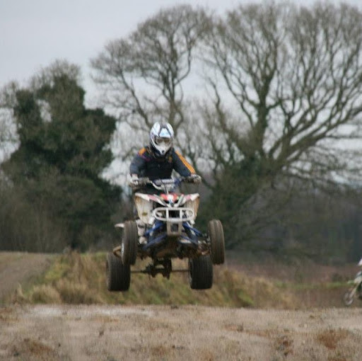 Jamie Quinn Photo 8