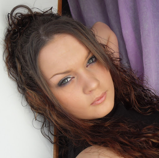 Marie Daniel Photo 12