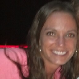 Kelly Herron Photo 14
