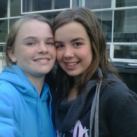 Emily Rowe Photo 9