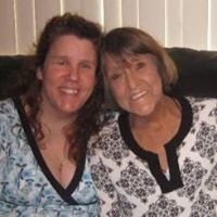 Lynda Gustafson Photo 14