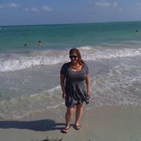 Elizabeth Gottlieb Photo 22
