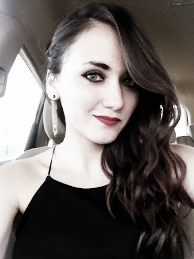 Jessica Fernandez Photo 37