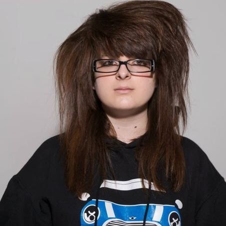 Samantha Watts Photo 17