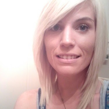 Miranda Bates Photo 13