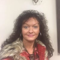 Tracy Lambert Photo 22