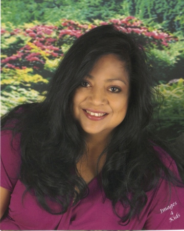 Mary Gutierrez Photo 37
