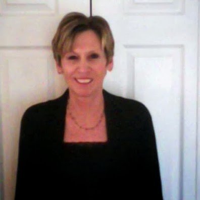 Christine Mills Photo 34