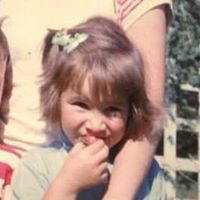 Laurie Conner Photo 7