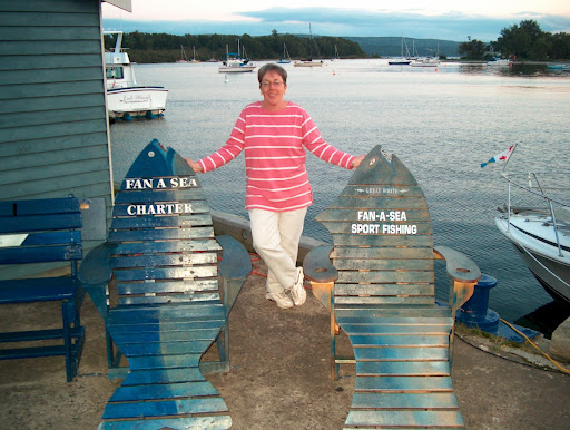 Julie Hunter Photo 26