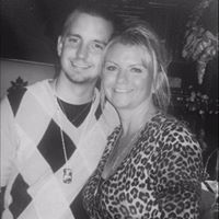 Traci Phillips Photo 32