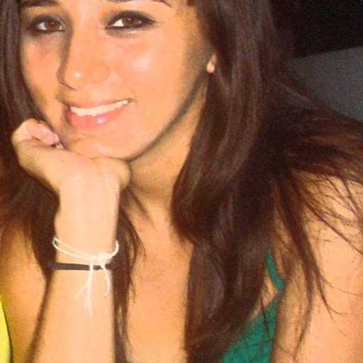 Adriana Cano Photo 17