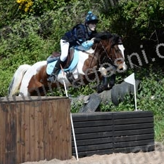 Rebecca Loney Photo 3