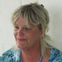 Alice Blank Photo 10