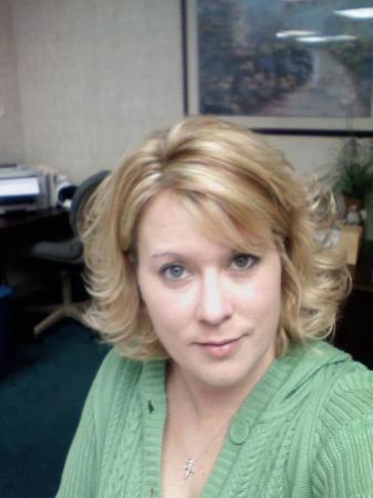 Amanda Andrews Photo 6