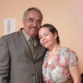 Julia Reyes Photo 49
