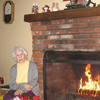 Helen Stone Photo 31