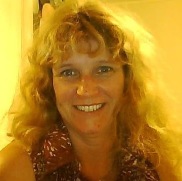 Lisa Maddox Photo 34