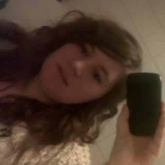 Michelle Pickering Photo 9