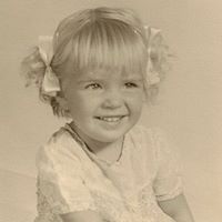 Margaret Anders Photo 4