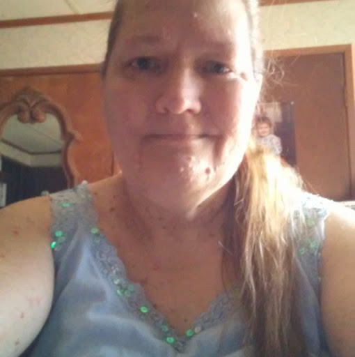 Kelly Green Photo 36