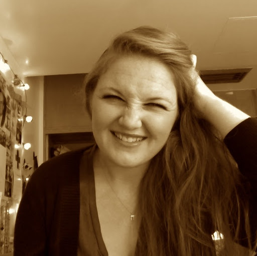 Madeline Harris Photo 23