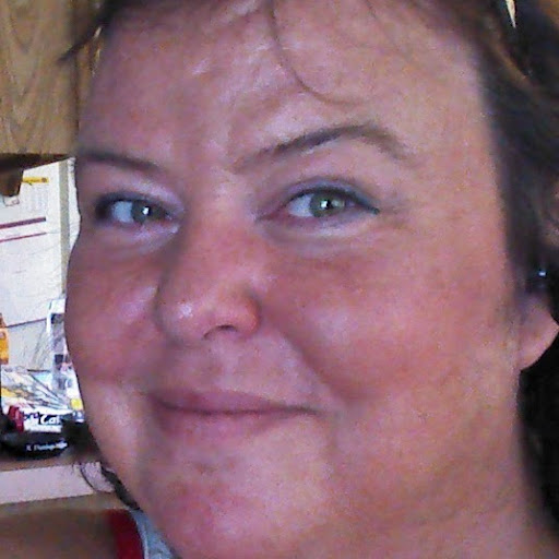 Lisa Kaiser Photo 17