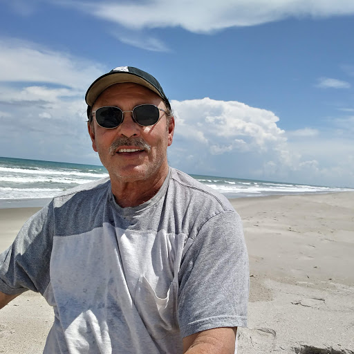 Robert Damon Photo 19