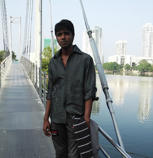 Robin Dias Photo 26