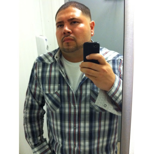 Rafael Torres Photo 47