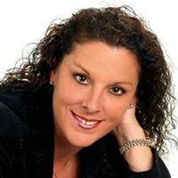 Jennifer Dunphy Photo 10