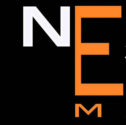 Julie Banks Photo 47