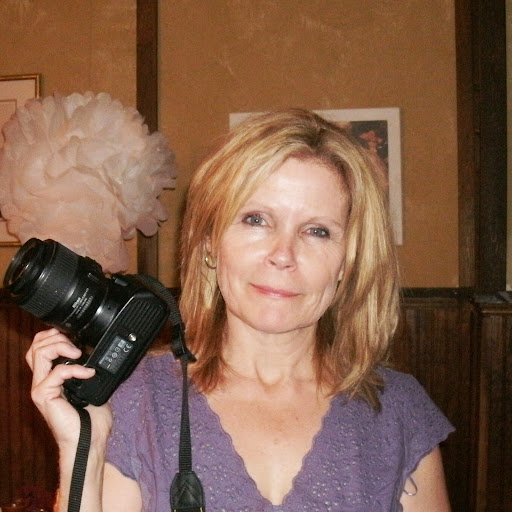 Elizabeth Wilkins Photo 6