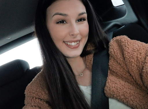 Brianna Hunter Photo 8