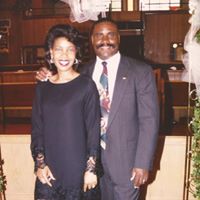 Pamela Harper Photo 17