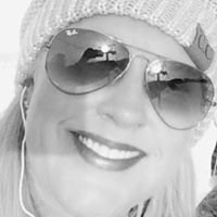 Rebecca Foreman Photo 26