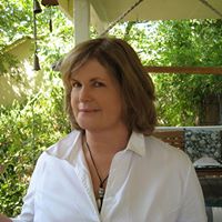 Kathryn Lucas Photo 40