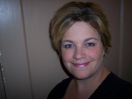 Melissa Abbott Photo 19