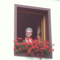Sandra Nall Photo 17