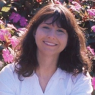 Elizabeth Meier Photo 17