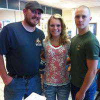 Sandy Snyder Photo 30