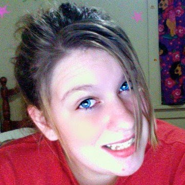 Elizabeth Hacker Photo 26