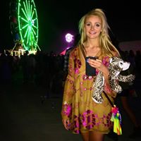 Laura Gideon Photo 6