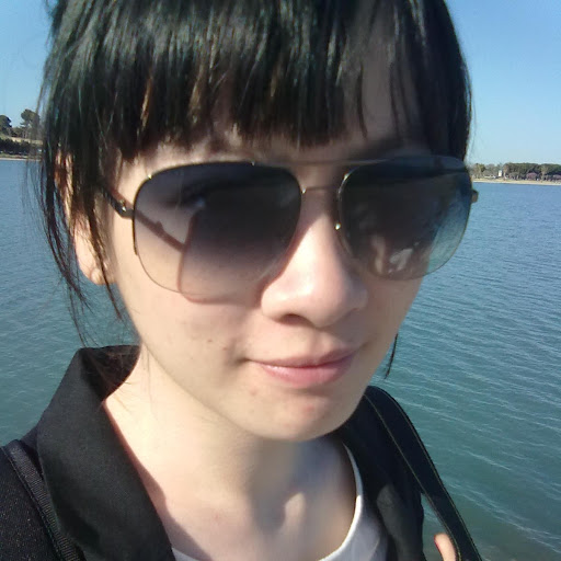 Lingyan Li Photo 5